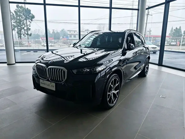 BMW X5 — Фото автомобиля 3