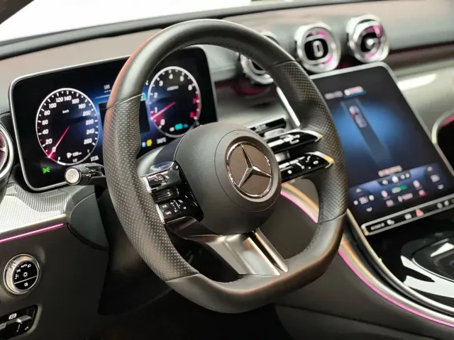 Mercedes-Benz C-Class — Фото автомобиля 7