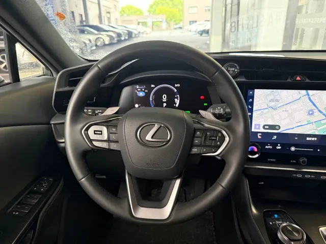 Lexus RZ — Фото автомобиля 11