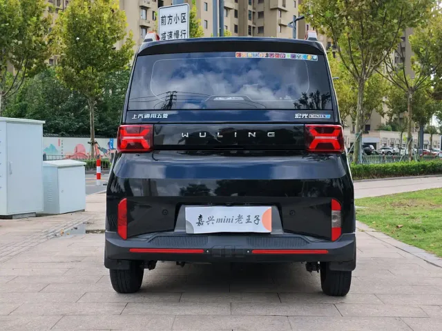 Wuling Hongguang Mini EV — Фото автомобиля 5