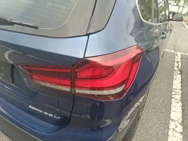 BMW X1 — Фото автомобиля 7