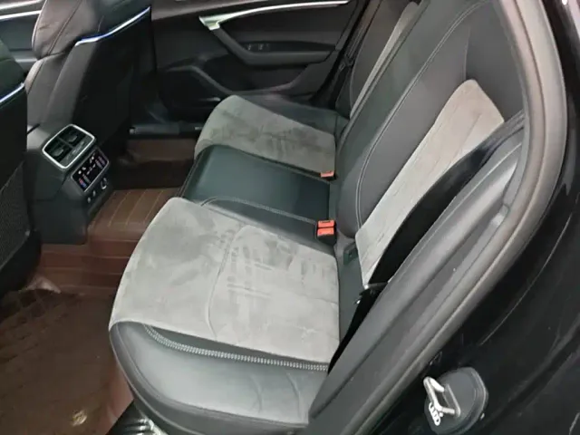 Audi A6L — Фото автомобиля 16