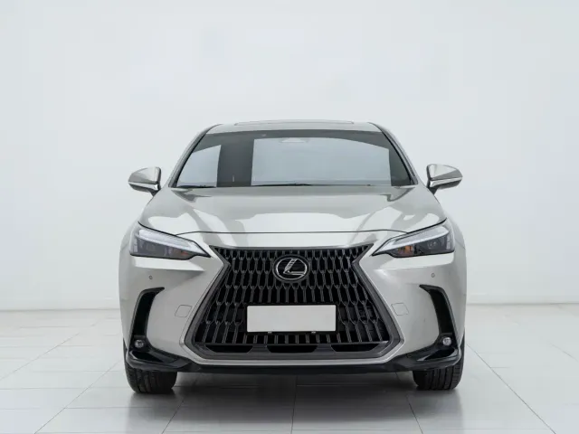 Фотография автомобиля — Lexus NX