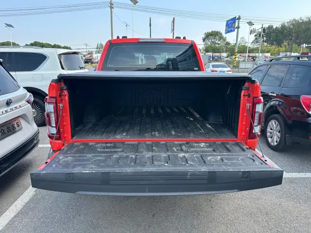 Ford F-150 Raptor — Фото автомобиля 15