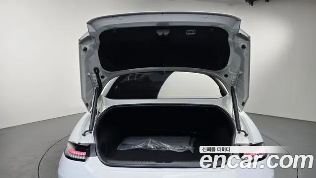 Hyundai Ioniq 6 — Фото автомобиля 23