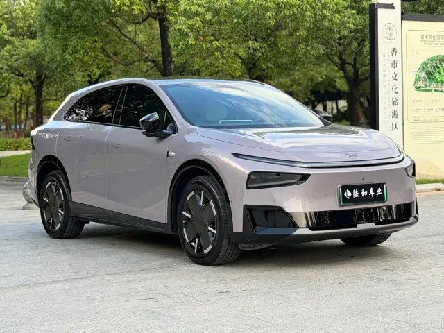 Xpeng G7 — Фото автомобиля 3