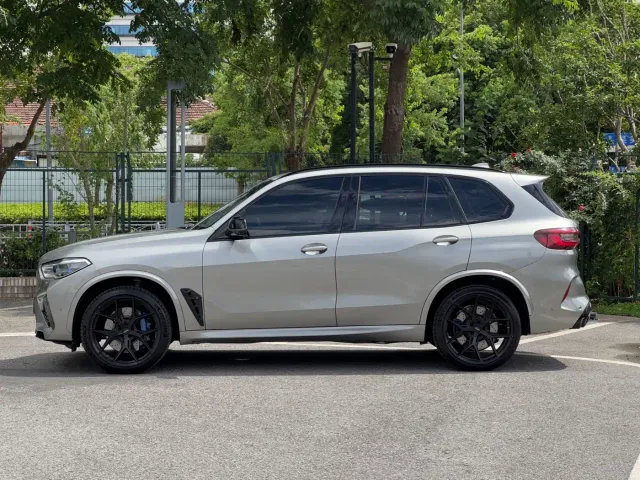 BMW X5 M — Фото автомобиля 7