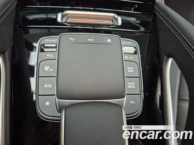 Mercedes-Benz GLE-Class — Фото автомобиля 12