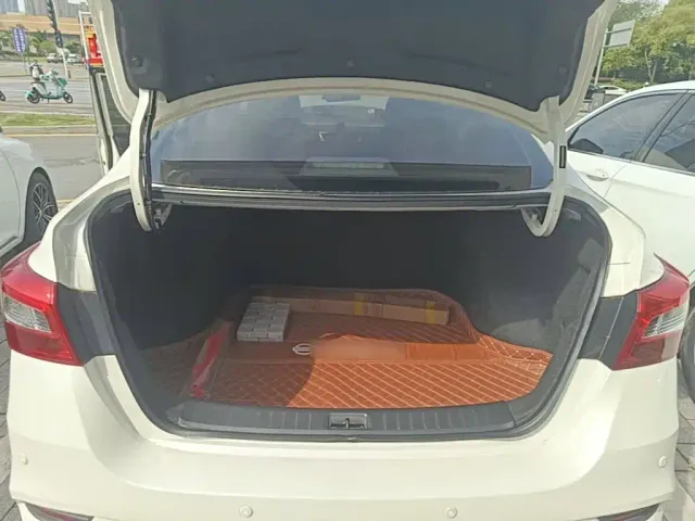 Nissan Sylphy — Фото автомобиля 6