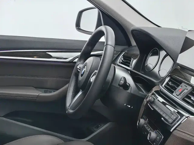 BMW X1 — Фото автомобиля 22