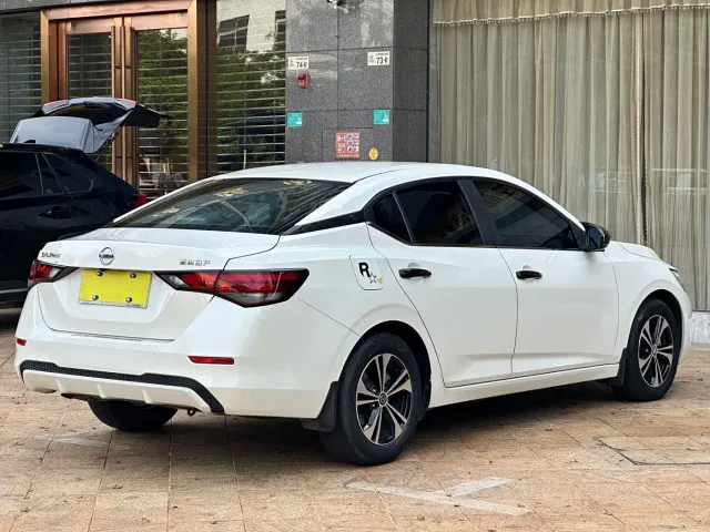 Nissan Sylphy — Фото автомобиля 8