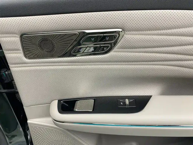 Geely Galaxy Xingyao 8 — Фото автомобиля 18