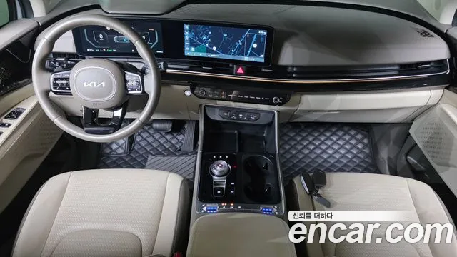 Kia Carnival Generation 4 — Фото автомобиля 10