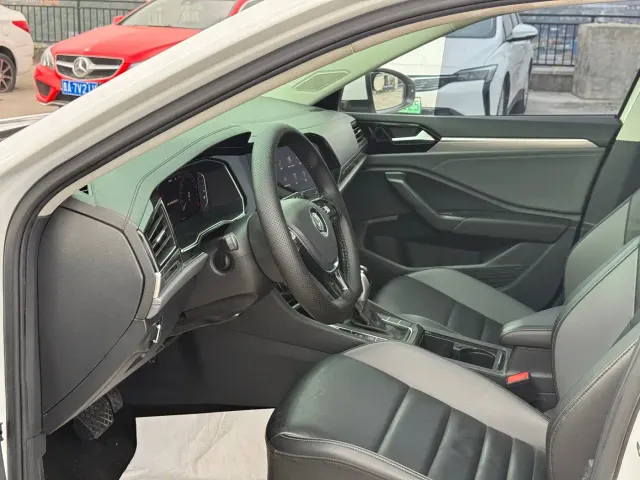 Volkswagen Sagitar — Фото автомобиля 5