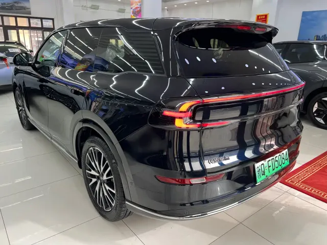 Changan Qiyuan Q07 — Фото автомобиля 7