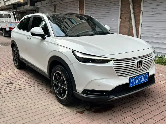 Honda Vezel — Фото автомобиля 3