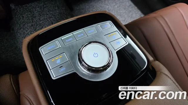 Genesis G80 RG3 — Фото автомобиля 30