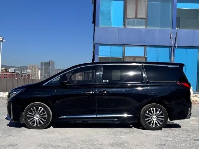 GAC Trumpchi M8 — Фото автомобиля 7