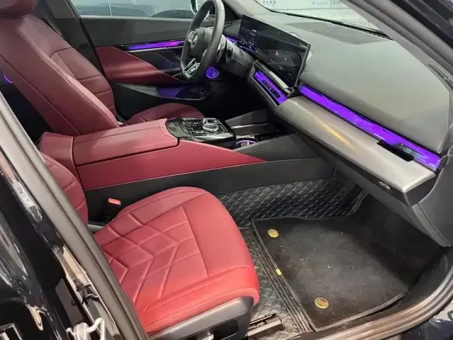 BMW 5 Series — Фото автомобиля 8