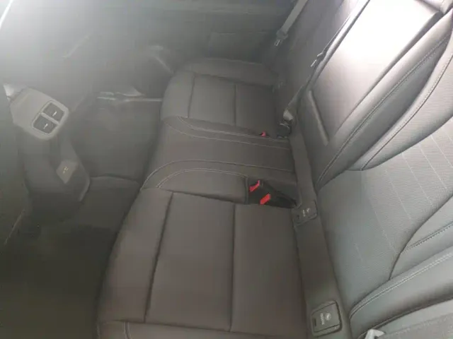 Buick Envision Plus — Фото автомобиля 16