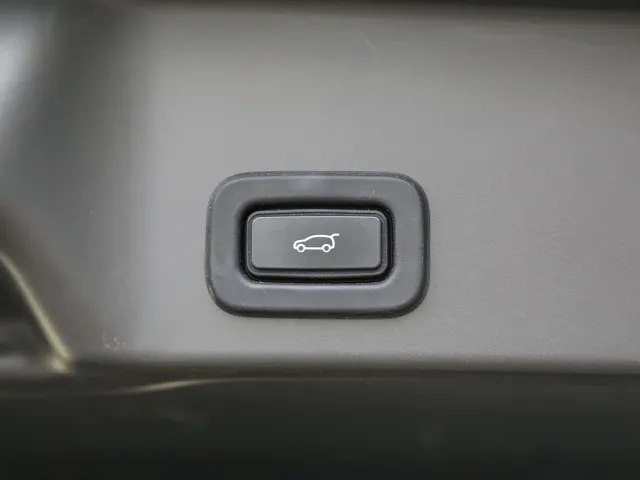 Land Rover Range Rover Evoque — Фото автомобиля 11