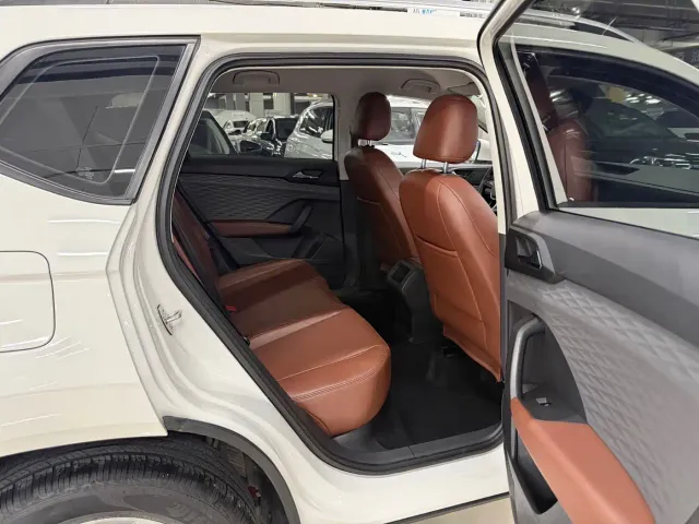 Volkswagen Tharu — Фото автомобиля 11
