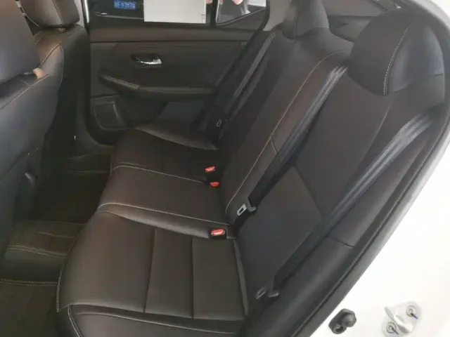 Nissan Sylphy — Фото автомобиля 16