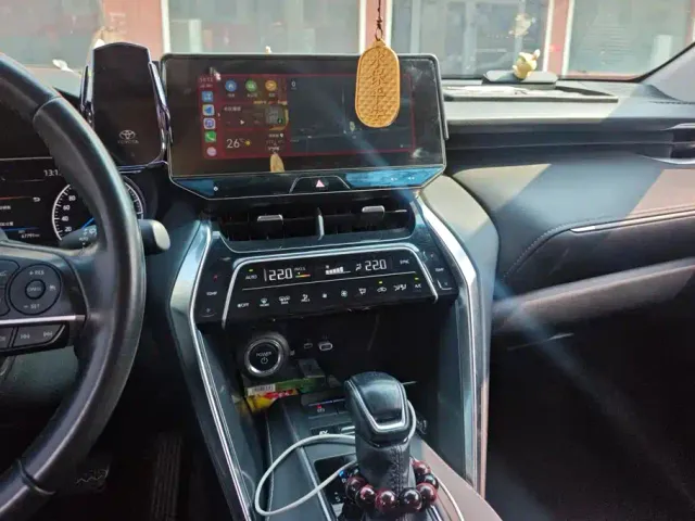 Toyota Venza — Фото автомобиля 13
