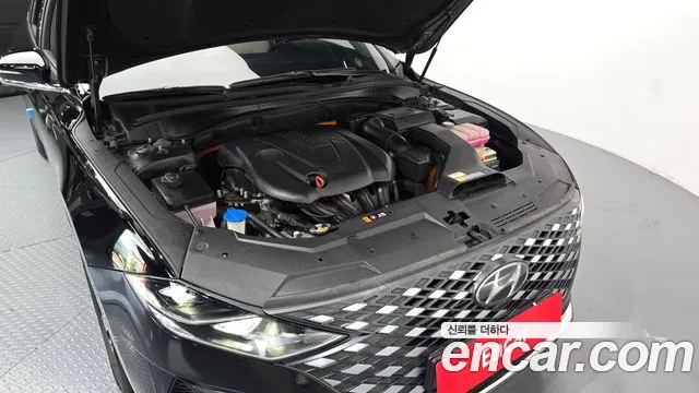 Hyundai Grandeur (New) Hybrid — Фото автомобиля 6
