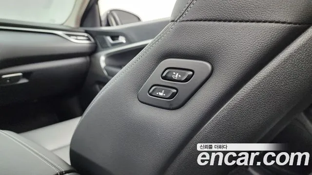 Genesis G70 Новый G70 Бензин 2.5T 4WD — Фото автомобиля 28
