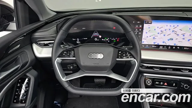 Audi Q5 40 TFSI quattro Sportback S Line — Фото автомобиля 11
