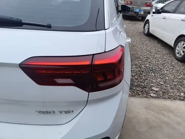 Volkswagen Volkswagen T-ROC 2021 280TSI DSG 2WD Comfort Smart Connect Edition — Фото автомобиля 7