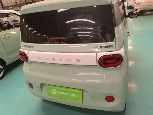 Wuling Hongguang Mini EV — Фото автомобиля 5