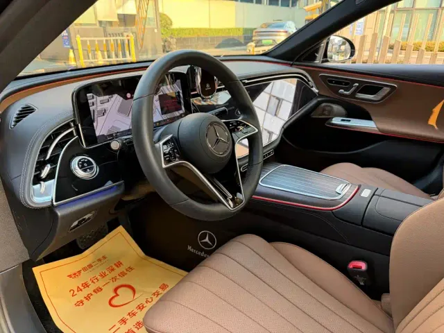 Mercedes-Benz E-Class — Фото автомобиля 7