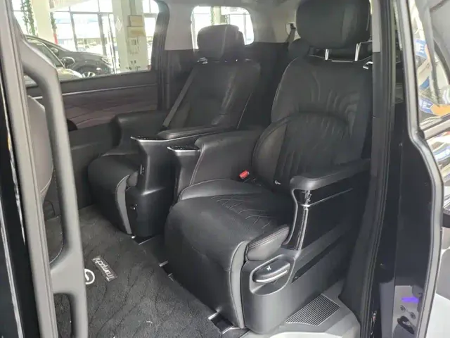 GAC Trumpchi M8 — Фото автомобиля 11