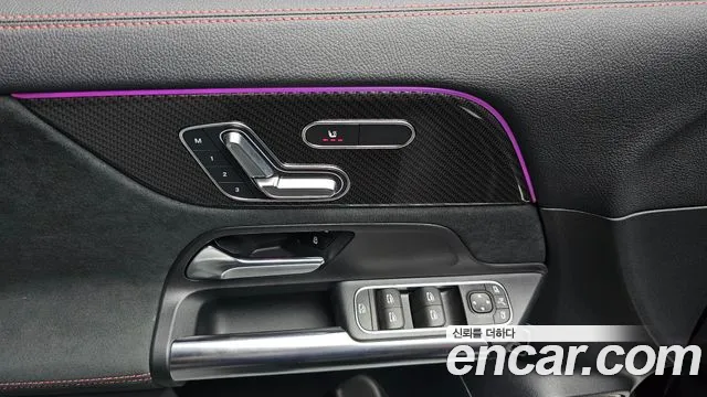 Mercedes-Benz GLA-Class — Фото автомобиля 16