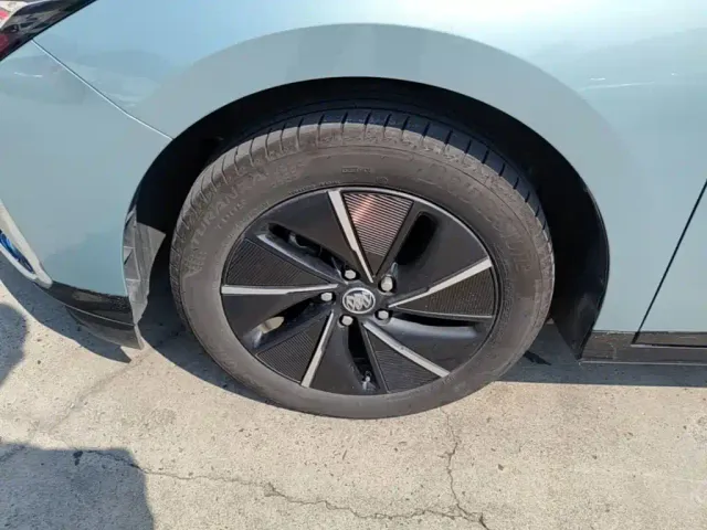 Buick Velite 6 — Фото автомобиля 22