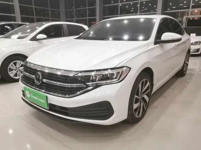 Фотография автомобиля — Volkswagen Sagitar