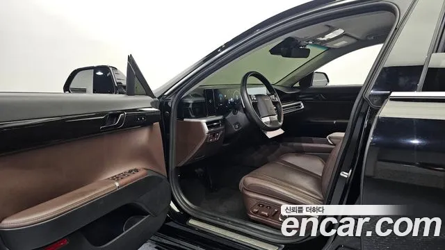 Hyundai Grandeur Grandeur (GN7) 2.5 Бензин 2WD — Фото автомобиля 10