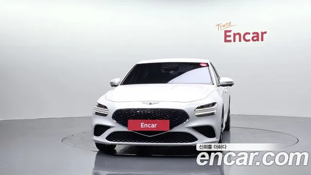 Genesis G70 — Фото автомобиля 3