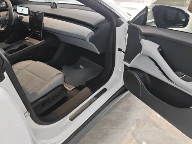 Nio ET5 Touring — Фото автомобиля 8