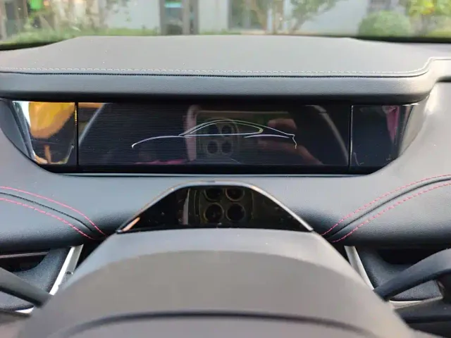 Xiaomi SU7 — Фото автомобиля 14