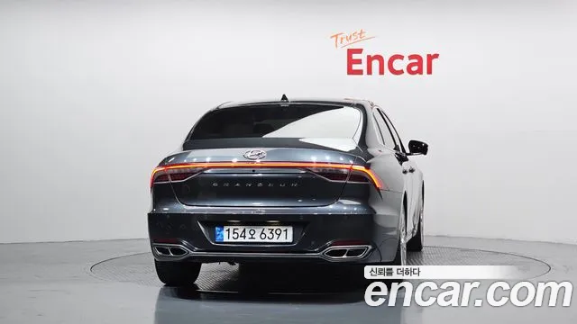 Hyundai Grandeur — Фото автомобиля 3