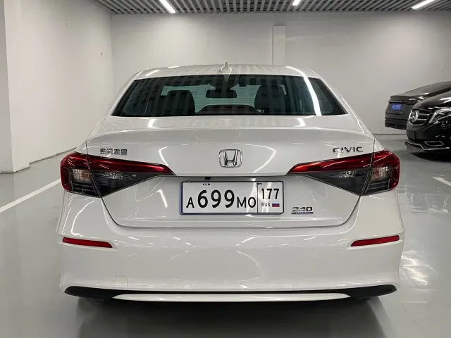 Honda Civic — Фото автомобиля 14
