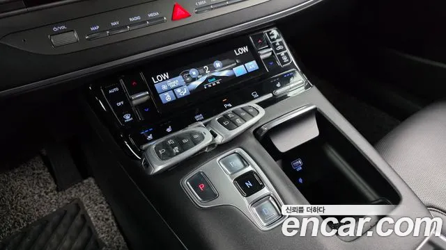 Hyundai Grandeur Premium — Фото автомобиля 9