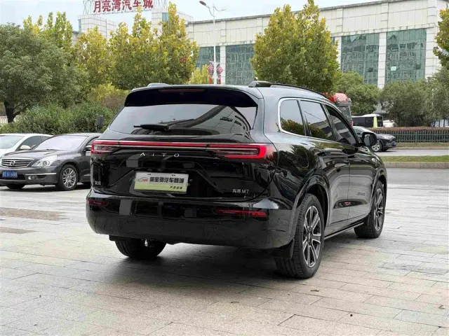 Aito M7 — Фото автомобиля 7