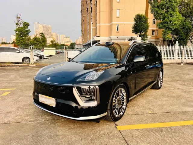 Фотография автомобиля — GAC Hyptec HL