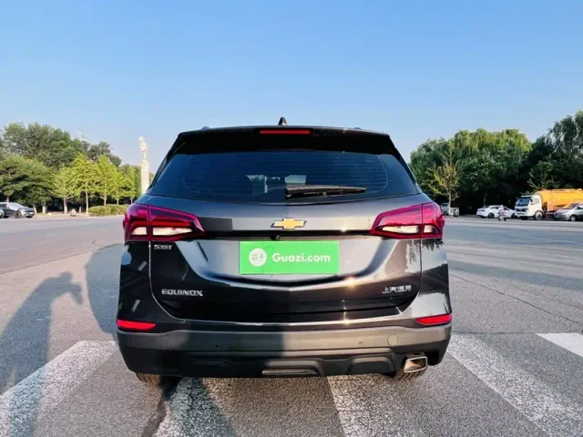 Chevrolet Equinox — Фото автомобиля 19