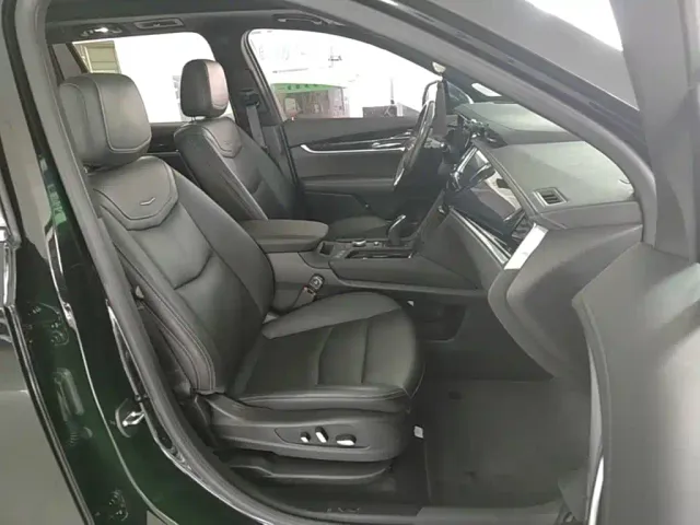 Cadillac XT6 — Фото автомобиля 24