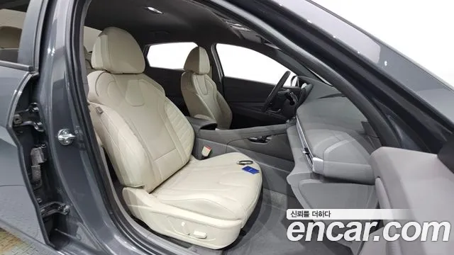 Hyundai AVANTE Новый Avante (CN7) — Фото автомобиля 22